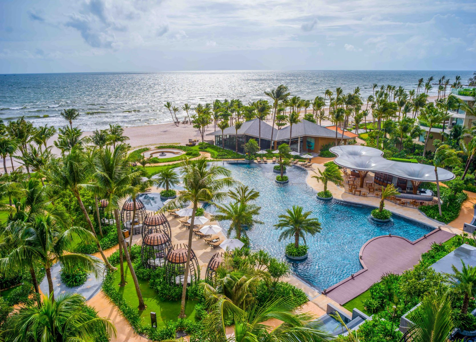 Có gì ở InterContinental Phú Quốc Long Beach  -  resort 5 sao “đẹp như mơ” ở đảo Ngọc Phú Quốc?