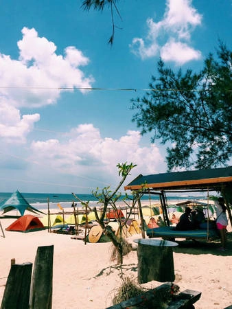 Coco Beachcamp - Khu cắm trại bãi biển thu hút hàng trăm khách bụi ở Lagi