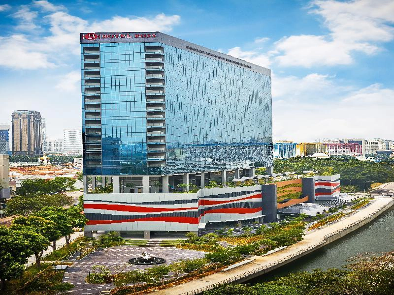 Combo 3N2Đ ở Hotel Boss Singapore + vé máy bay chỉ 4.199.000 đồng