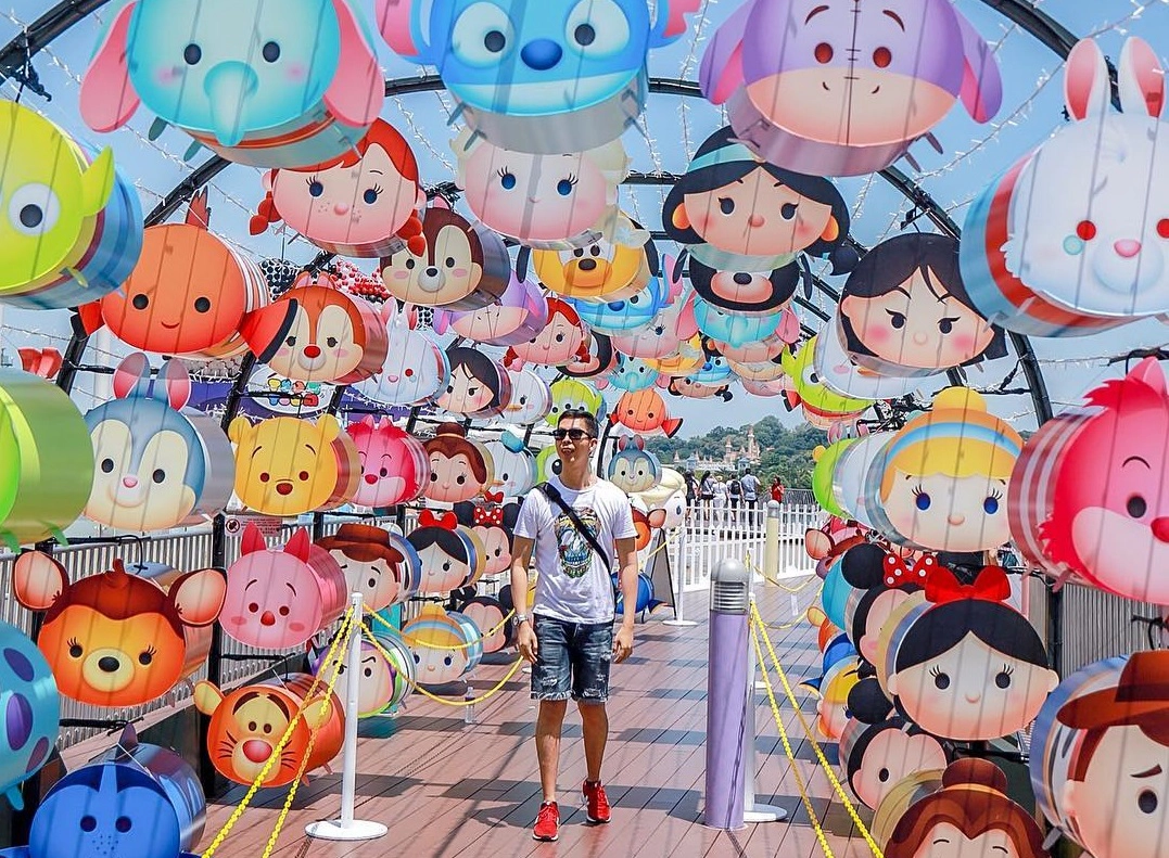 Con tim liêu xiêu trước phố lồng đèn Tsum Tsum đẹp điên đảo giới sống ảo