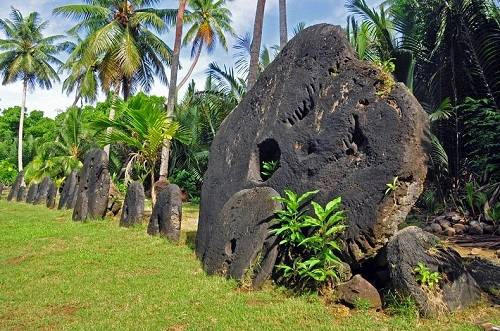 Đảo Yap - hòn đảo với đồng tiền khổng lồ kỳ lạ