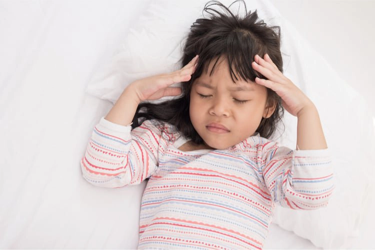 Đau đầu chóng mặt ở trẻ em: Khi nào là bất thường?