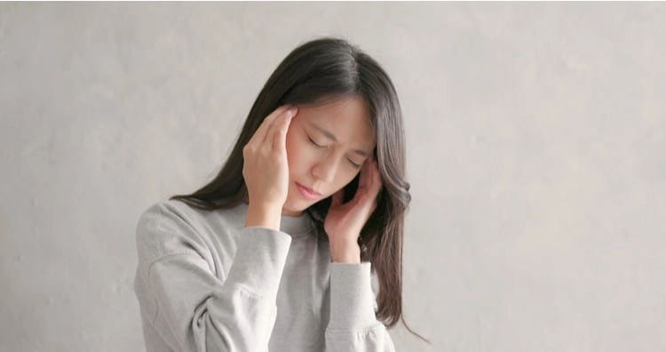 Đau đầu kéo dài nên điều trị thế nào?