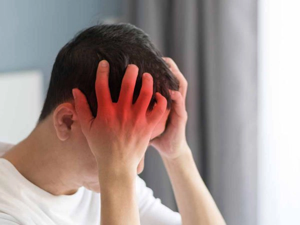 Đau nửa đầu kèm không muốn nghe thấy tiếng động là bệnh gì?