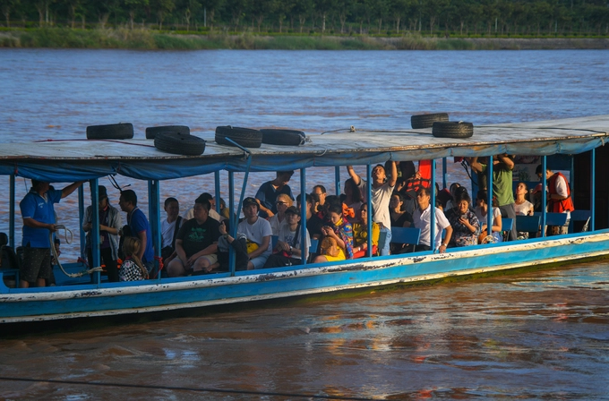 Đi thuyền khám phá ‘thủ phủ ma túy’ thế kỷ 20