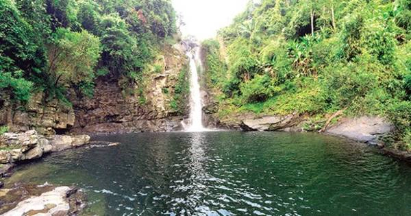 Du lịch Đà Nẵng trekking Giếng Trời hoang sơ
