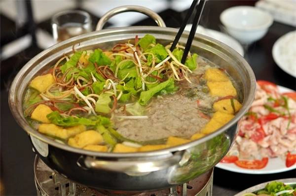 Du lịch Hà Nội thưởng thức những món lẩu ngon xua tan cái chớm lạnh