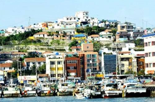 Du lịch Hàn Quốc ngắm ba ngôi làng đẹp như tranh vẽ