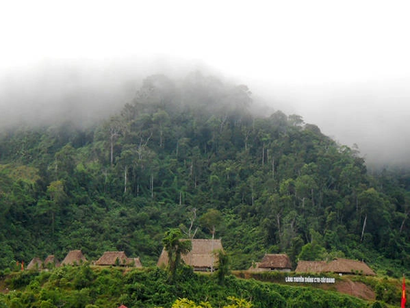 Du lịch Quảng Nam ​ngược miền Tây Giang