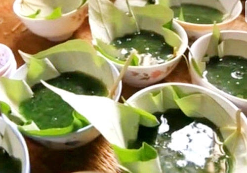 Du lịch Quảng Trị thưởng thức bánh rong biển dân dã