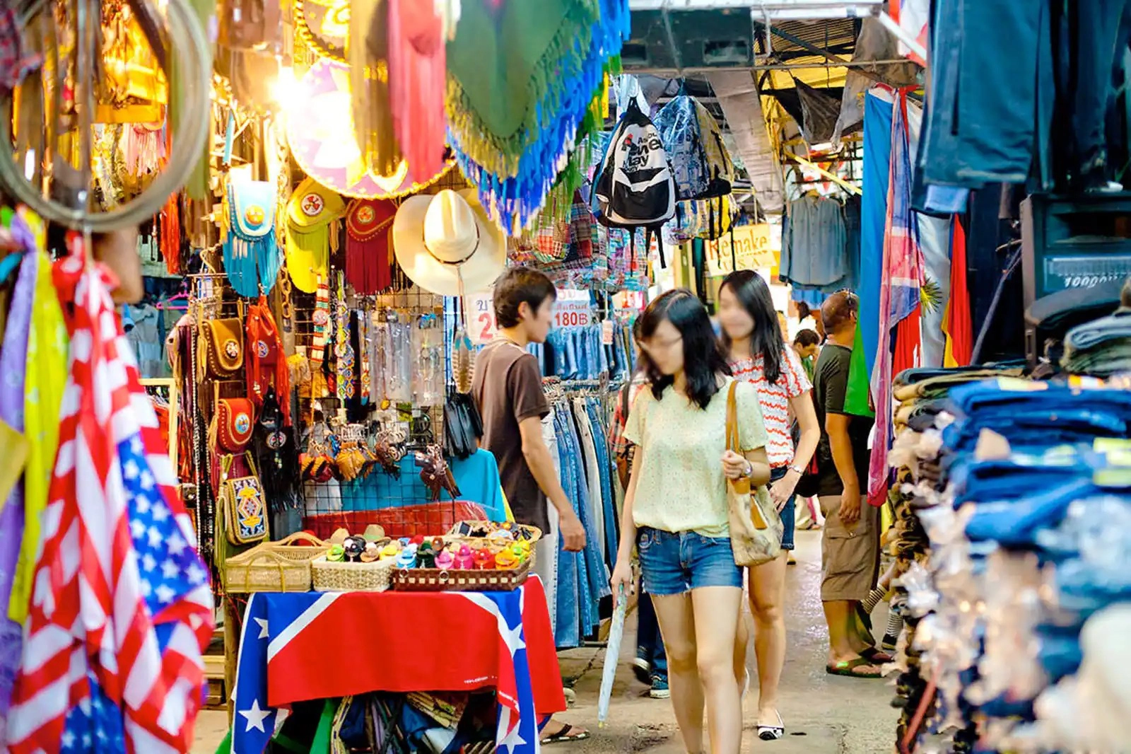 Du lịch Thái Lan - Khám phá chợ trời Chatuchak