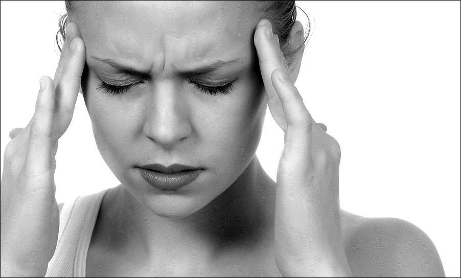 Hay bị tê đầu là bệnh gì?
