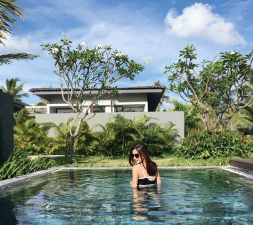HOT: 2 combo nghỉ dưỡng 3N2Đ resort 5 sao ở Phú Quốc đã bao vé máy bay giá siêu rẻ