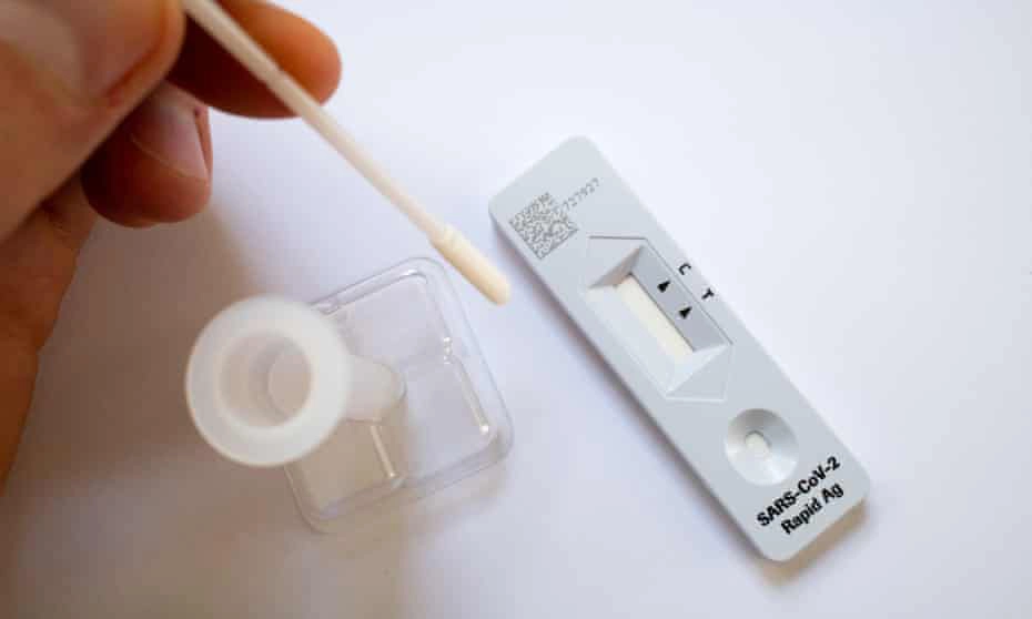 Hướng dẫn test nhanh COVID-19 tại nhà - Khi nào âm tính, khi nào dương tính?