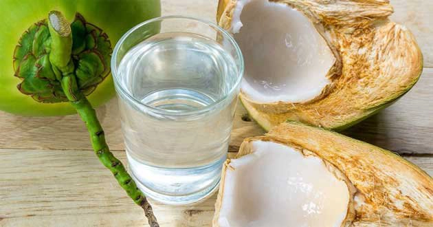 Hướng dẫn uống nước dừa đúng cách