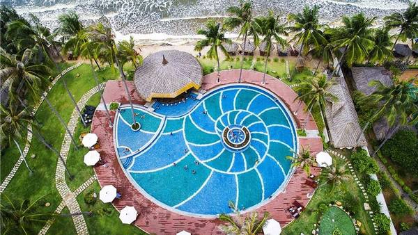 Khách sạn Mường Thanh Mũi Né - không gian xanh quyến rũ