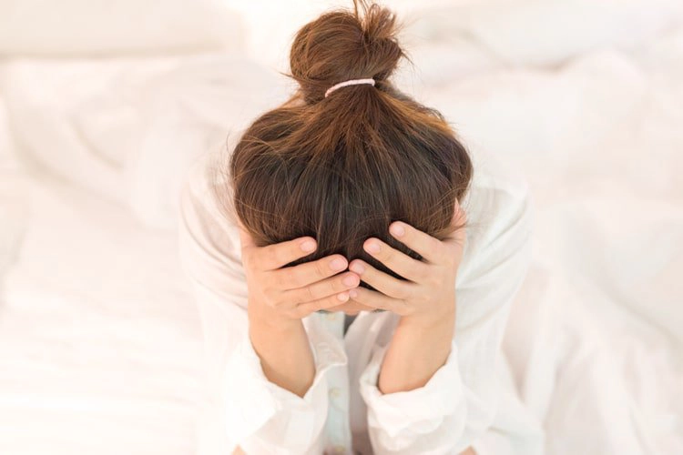 Làm gì nếu bị đau đầu sau khi hết covid?