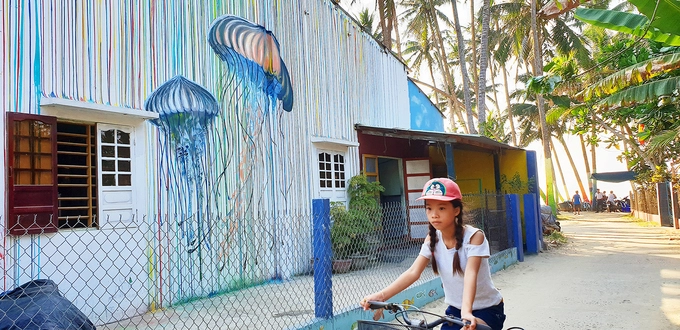 Làng bích họa Tam Hải do sinh viên Việt Nam vẽ