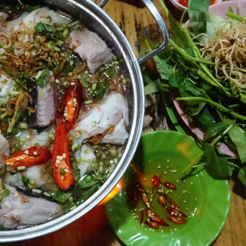 Lẩu cá đuối - món ai đi Vũng Tàu cũng đều muốn thử