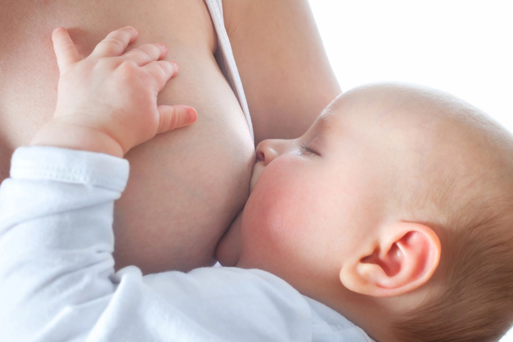 Massage đúng cách giúp chữa tắc tia sữa hiệu quả