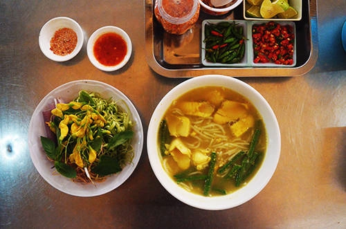 Món bún đặc sản Campuchia 45 năm ở Sài Gòn