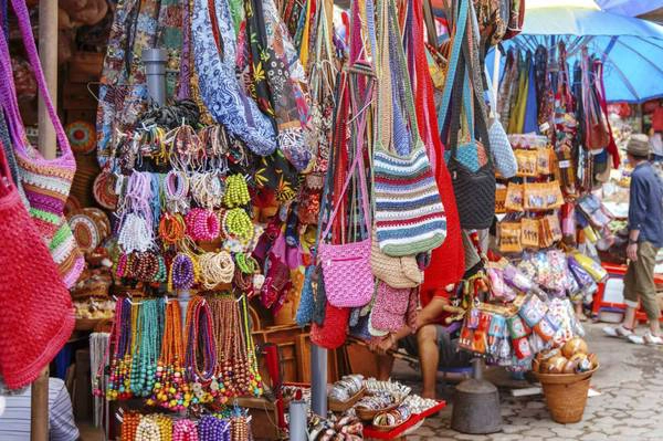Mua sắm cả ngày không biết chán khi du lịch Bali