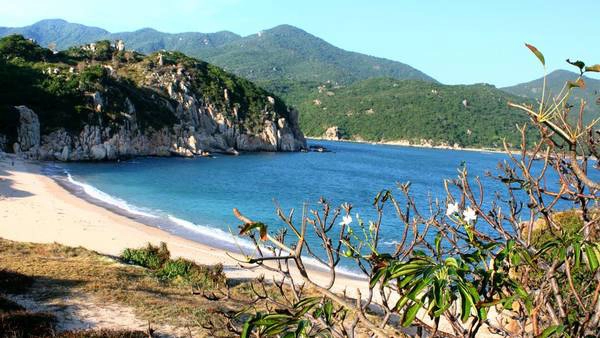 Những bãi biển ở Ninh Thuận hút hồn dân mê du lịch