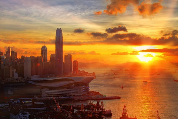 Những địa điểm ‘vàng’ để ngắm cảnh hoàng hôn khi du lịch Hong Kong