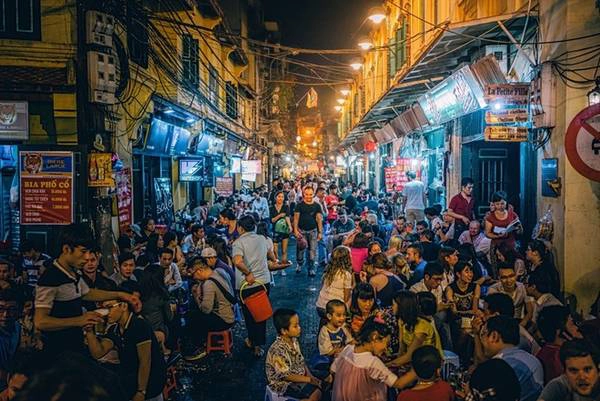 Những khu phố Tây dọc mảnh đất chữ S
