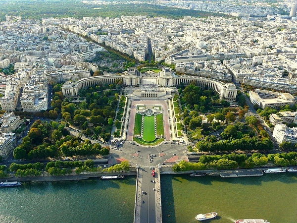 Những lý do khiến du khách phải đến Paris trong năm 2018
