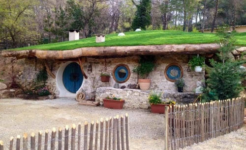 Những ngôi nhà Hobbit dành cho du khách