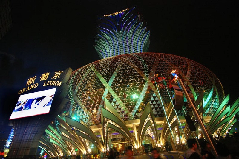 Những sòng bạc tráng lệ ở Macau