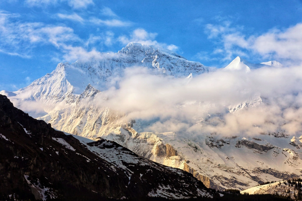 Nóc nhà châu Âu Jungfrau - kỳ quan tuyết trắng trên dãy Alps