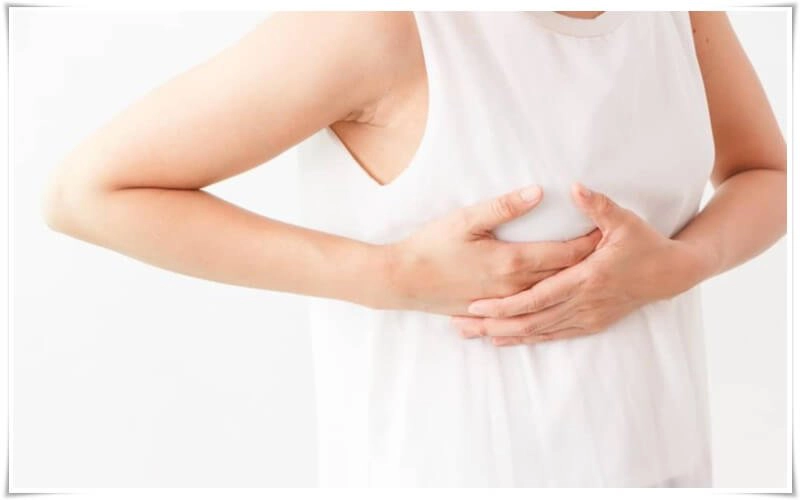 Núm vú có đốm trắng khi cho con bú có đáng ngại ?
