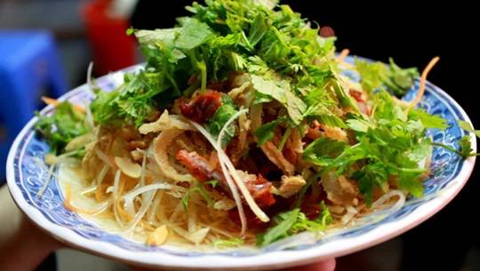 Quà vặt ở con phố ngắn nhất Hà Nội