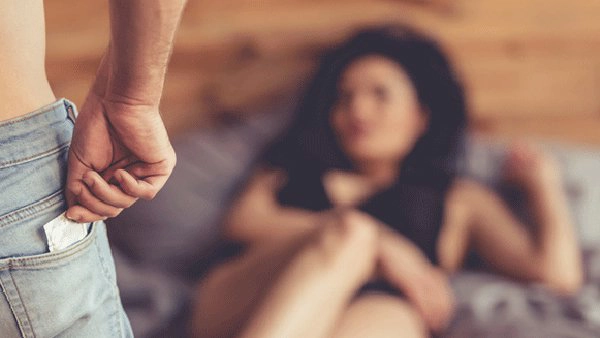 Quan hệ 1 lần có bị nhiễm HIV không?