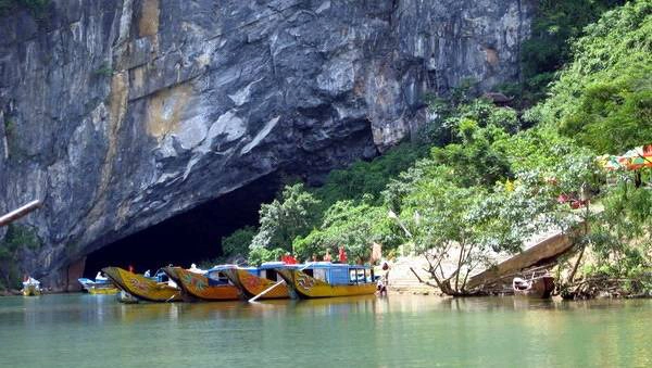 Quảng Bình: Mở tuyến xe buýt Đồng Hới – Phong Nha