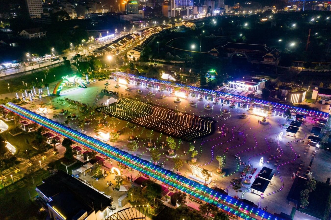 Quảng trường Sun Carnival - “Mặt trời” trên vịnh Hạ Long