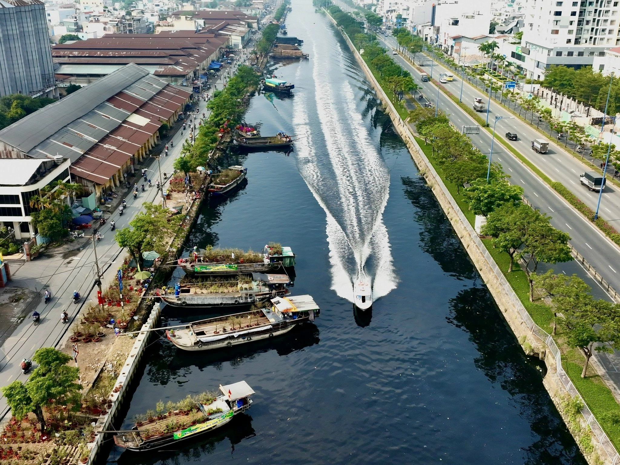 Sài Gòn sẽ có du thuyền nghỉ qua đêm và tái hiện chợ nổi trên sông
