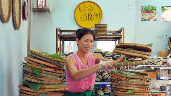 Sao Việt đua nhau mở quán ăn