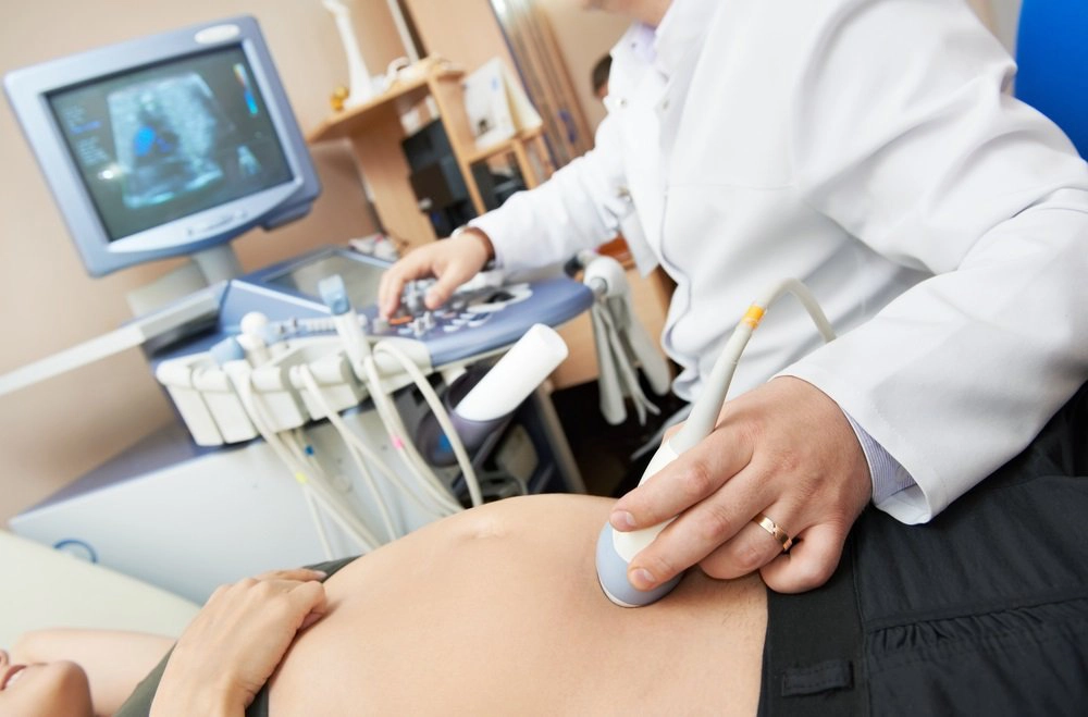 Siêu âm và thăm khám với Bác sĩ Y học Bào thai khi Quản lý thai Tại Trung tâm Hỗ trợ Sinh sản IVF Vinmec: Liệu có nên nằm trong kế hoạch của Quản lý thai của bạn?