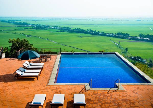 Tận hưởng kỳ nghỉ 3N2D tại Resort 4* Victoria Núi Sam Lodge với giá cực hấp dẫn