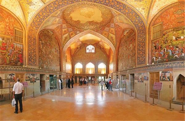 Thăm Tehran - Cưỡi thảm Ba Tư làm sống lại chuyện cổ tích nghìn lẻ một đêm