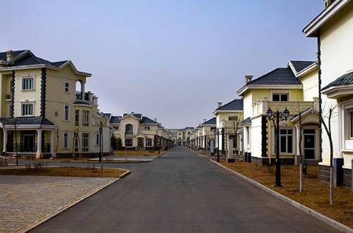 Thị trấn ma lớn nhất thế giới ở quê hương Thành Cát Tư Hãn