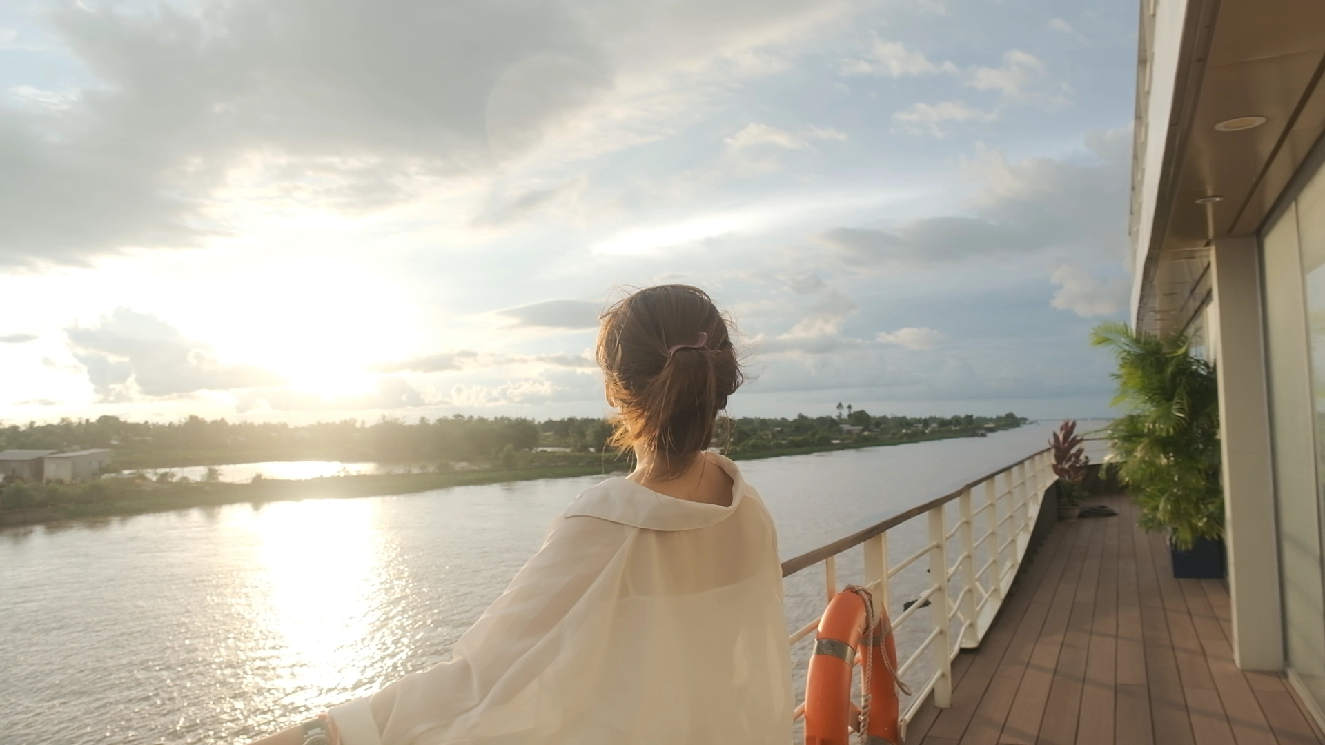 Thưởng ngoạn cảnh sắc miền sông nước trên du thuyền Victoria Mekong Cruise 
