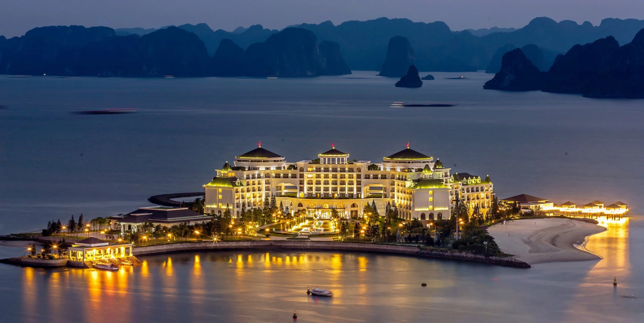 Top 3 resort Hạ Long 5 sao đang có giá khuyến mãi cực sốc