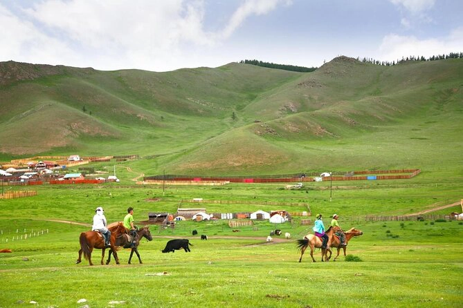 Trải nghiệm cuộc sống du mục trong Tour Mông Cổ 7N7Đ chỉ 52.999.000đ/khách
