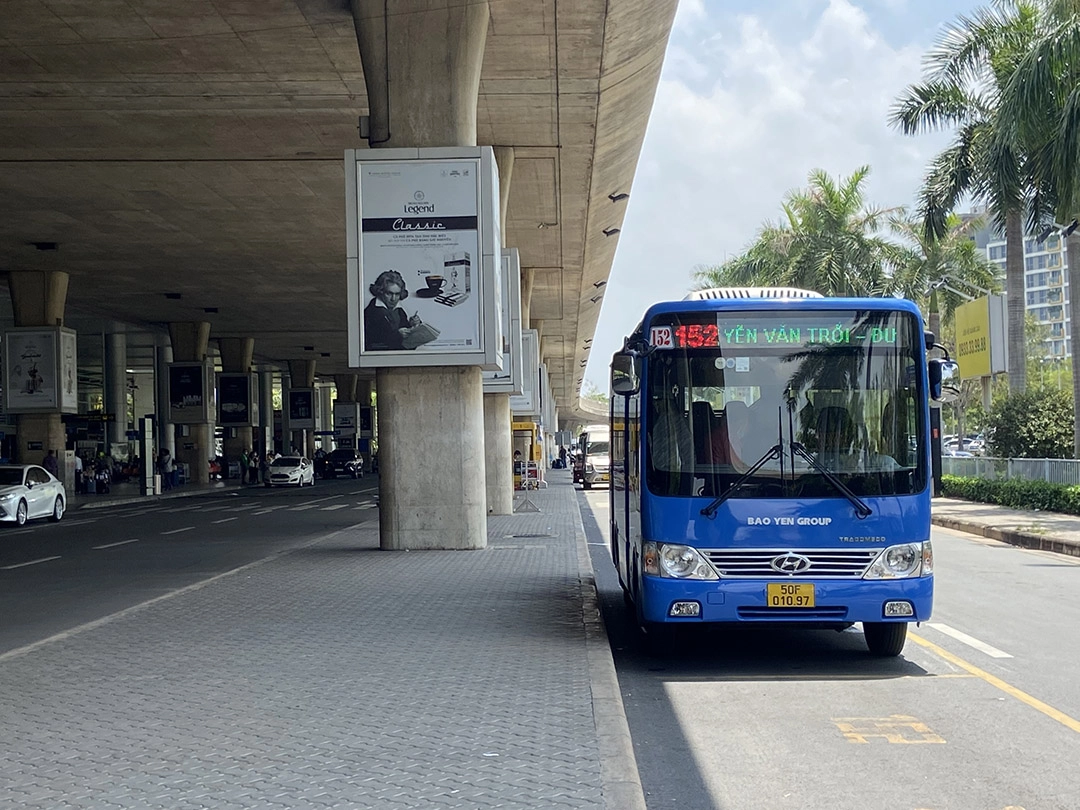 Từ 18-4, xe buýt được đón trả khách ở ga quốc nội tại sân bay Tân Sơn Nhất