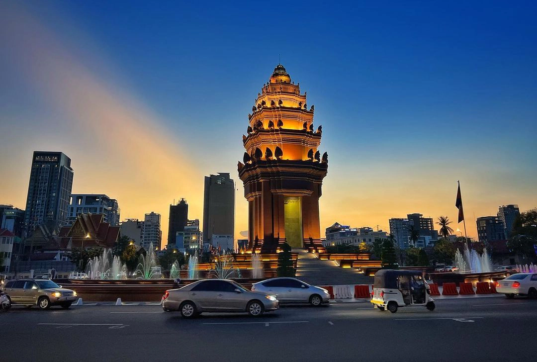 Tượng đài Độc lập - Biểu tượng đầy tự hào của người dân thủ đô Phnom Penh