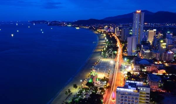 Tuyến đường sầm uất nhất thành phố biển Nha Trang